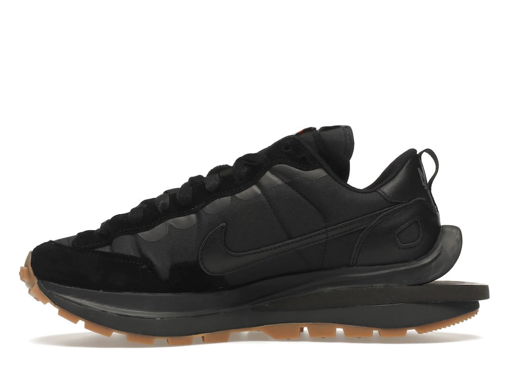 Nike Vaporwaffle sacai in Black Gum - product image from the listing.
