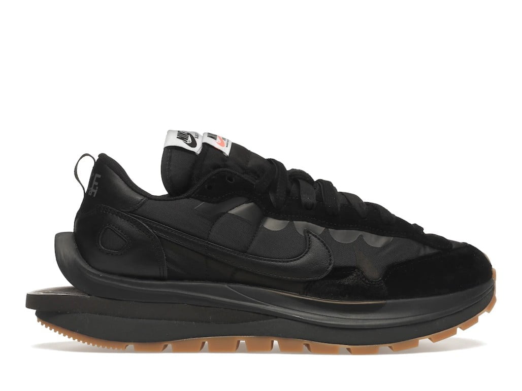 Nike Vaporwaffle sacai in Black Gum - product image from the listing.