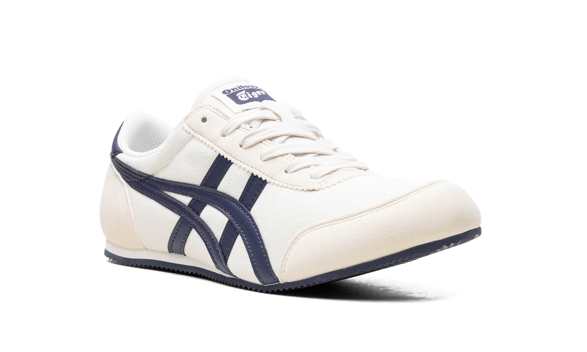 Onitsuka Tiger Track Trainer in White Black 127990 - product image from the listing.