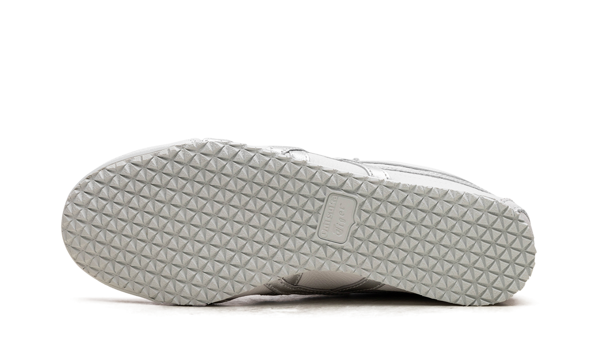 Onitsuka Tiger Mexico 66 in White Silver 124697 - product image from the listing.