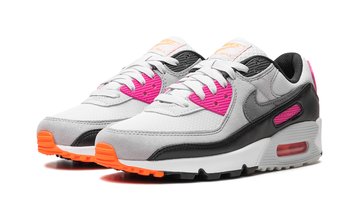 "Dunkin' Donuts" FN6958 003 - Air Max 90 - product image from the listing.