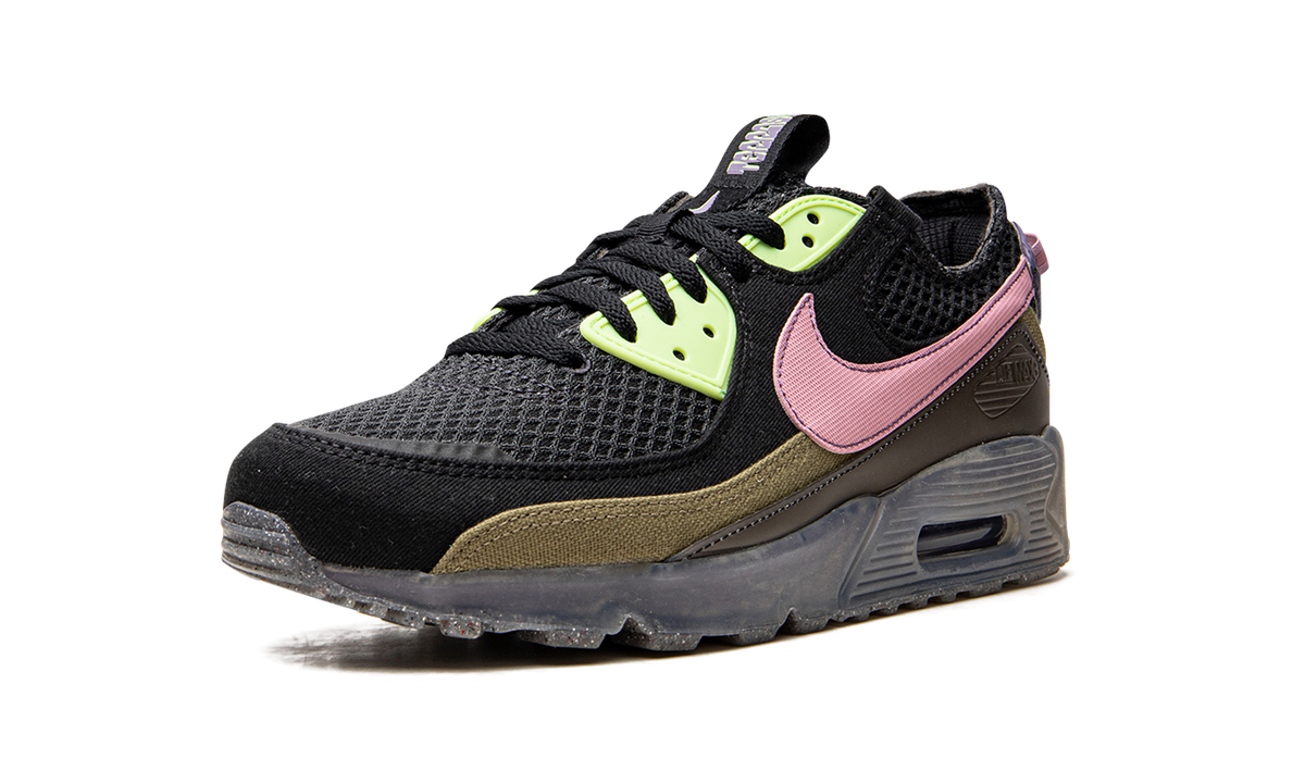 "Pink Swoosh" Air Max 90 Terrascape DM0033 003 - product image from the listing.
