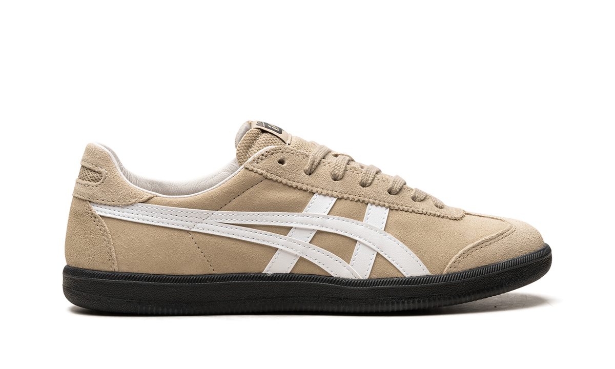 Onitsuka Tiger Tokuten in Beige Black 123954 - product image from the listing.