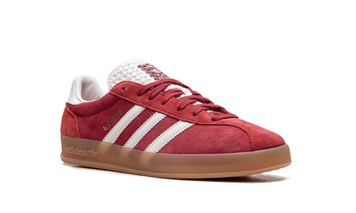 "Team Victory Red White" Gazelle Indoor Pro JH5431 - product image from the listing.