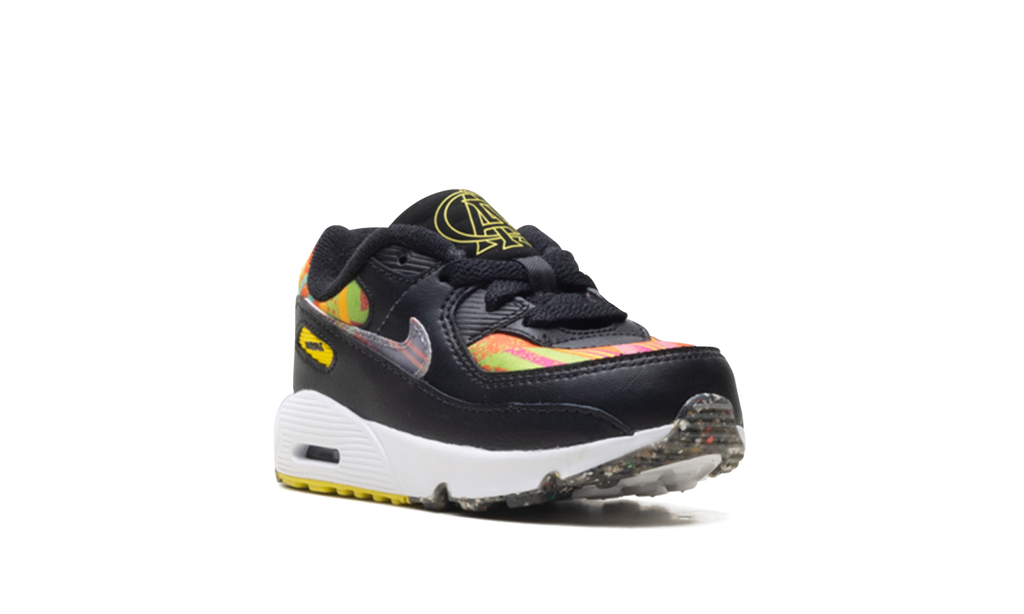 "Familia" Air Max 90 TD DM6919 900 - product image from the listing.
