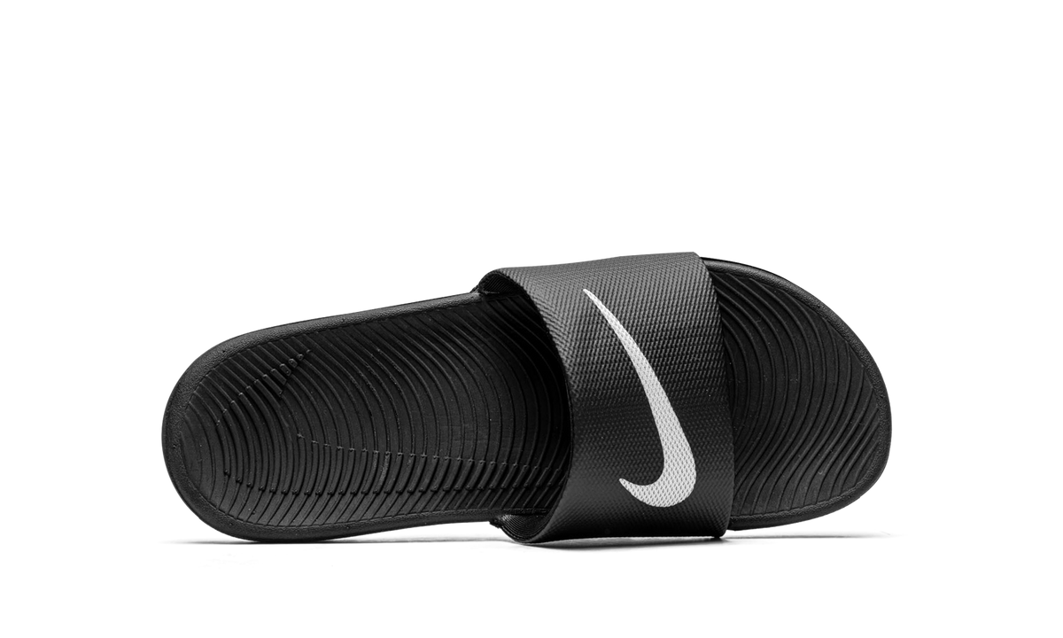"Black" Kawa Slide GS 819352 001 - product image from the listing.