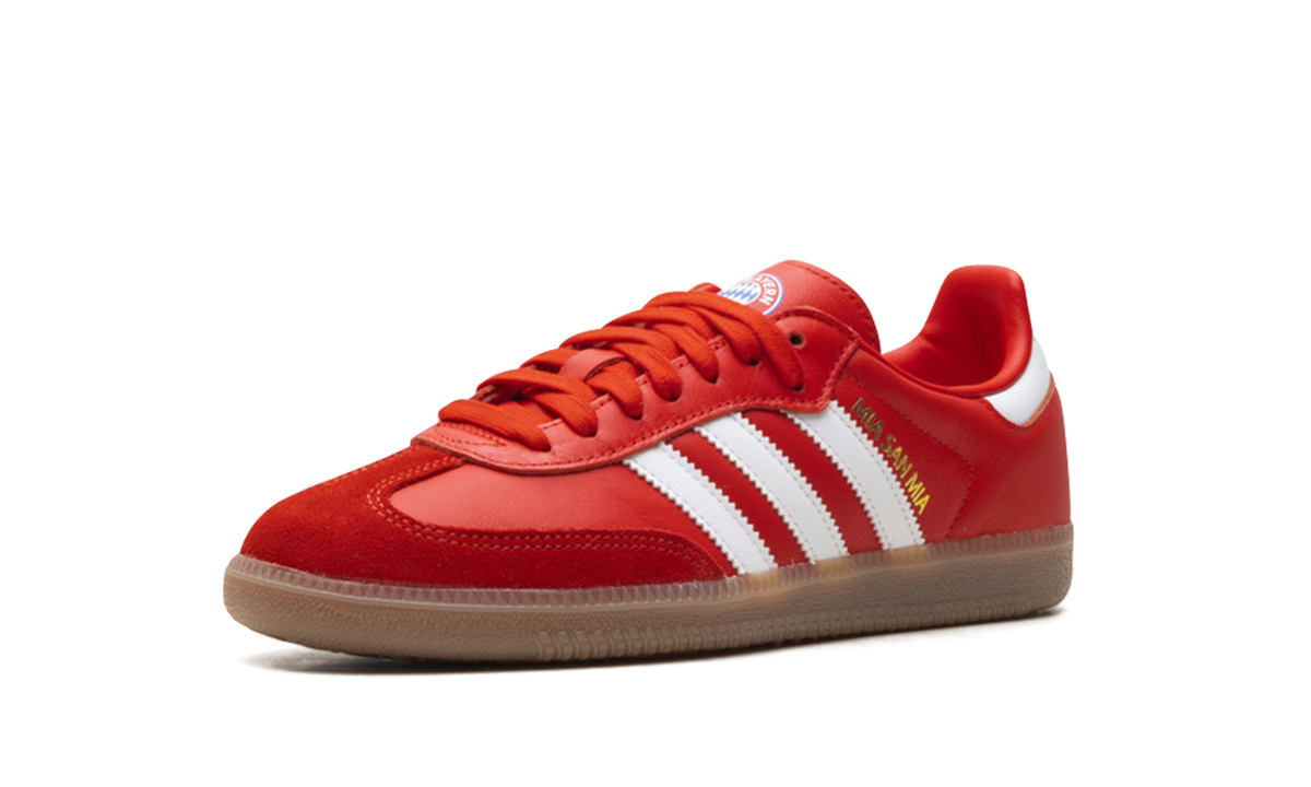 "FC Bayern" Samba JQ4039 - product photo shown in the listing for this item.