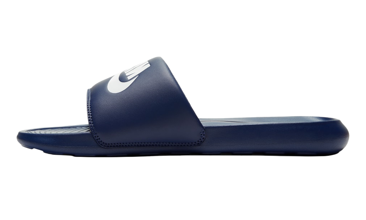 "Midnight Navy" Victori One CN9675 401 - product image from the listing.