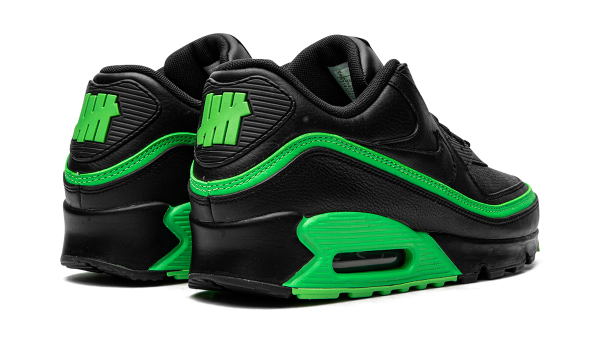 "Undefeated Black/Green" Air Max 90 / UNDFTD CJ7197 004 - product image from the listing.