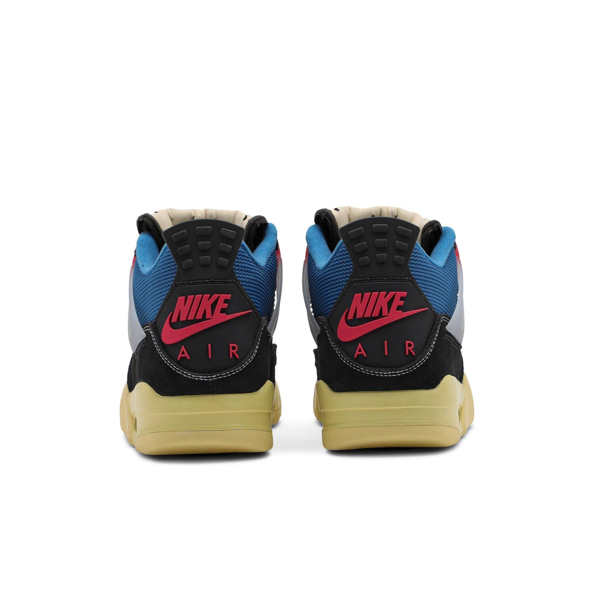 "Off Noir" Union LA x Air Jordan 4 Retro DC9533-001 - product image from the listing.