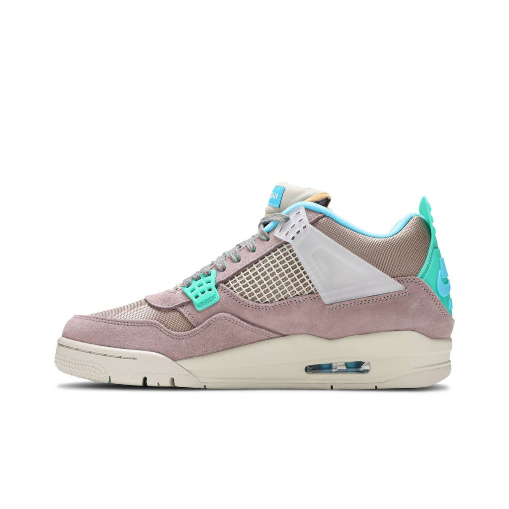 "Taupe Haze" Union LA x Air Jordan 4 Retro DJ5718-242 - product image from the listing.