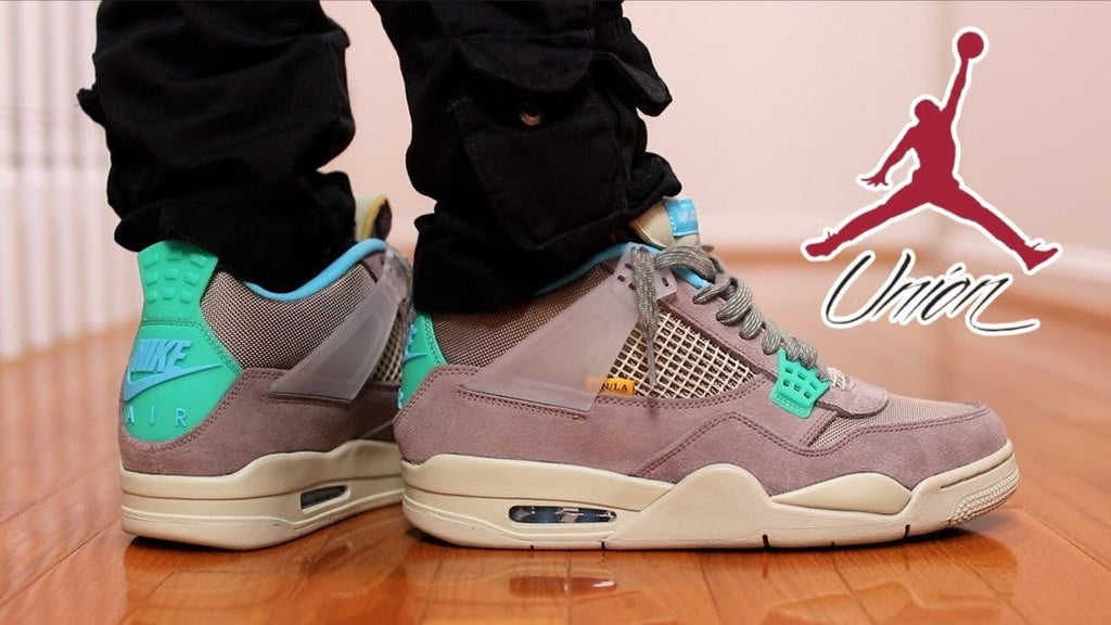 Union LA x Jordan 4 Retro Taupe Haze Collaboration - product image from the listing.