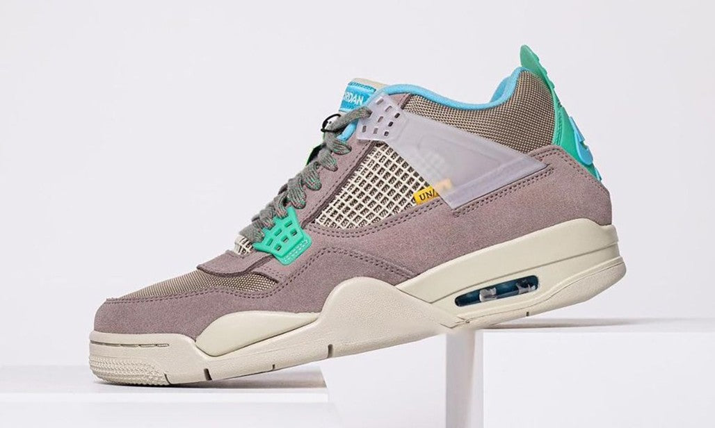 Union LA x Jordan 4 Retro Taupe Haze Collaboration - product image from the listing.