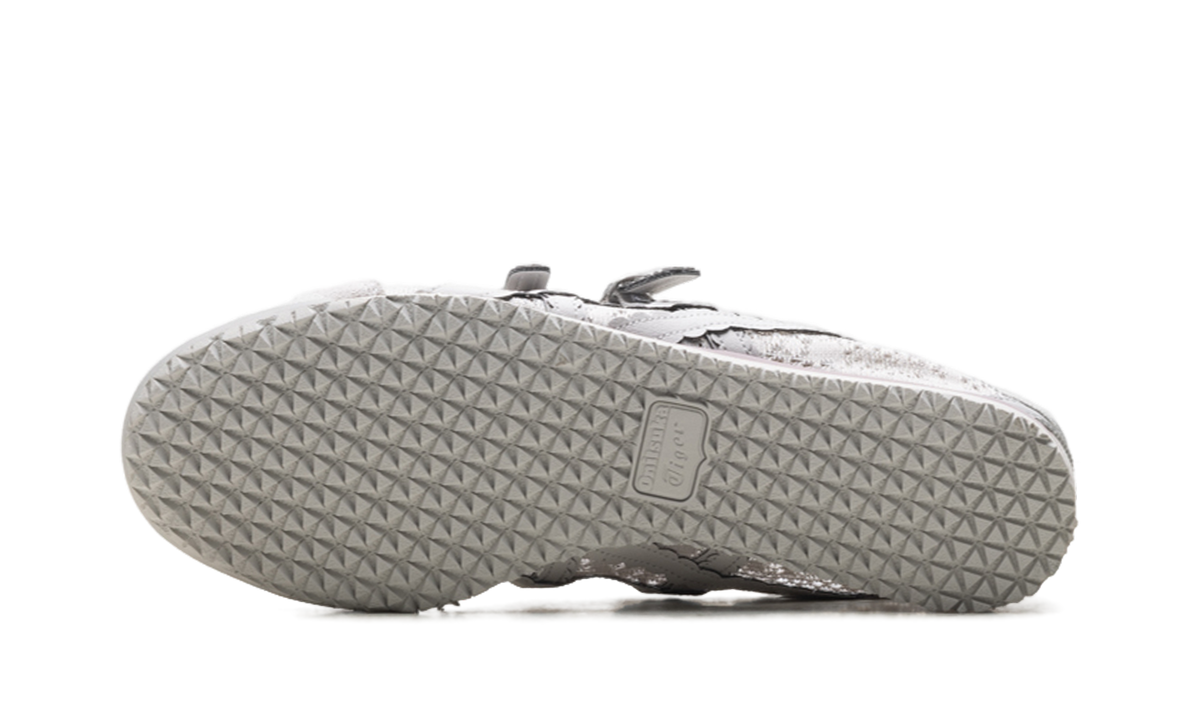 Onitsuka Tiger Mexico 66 Tgrs Wmns Oyster in Grey 207858 - product image from the listing.