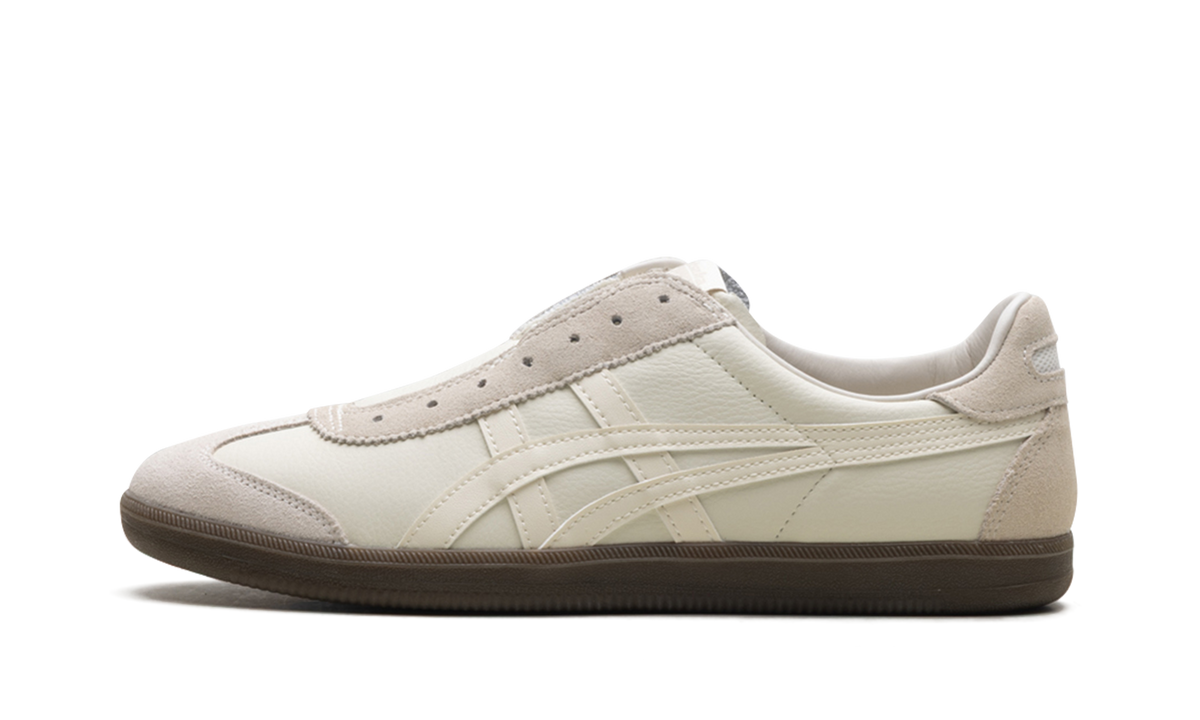 Onitsuka Tiger Tokuten Slip On in Beige Brown 155696 - product image from the listing.