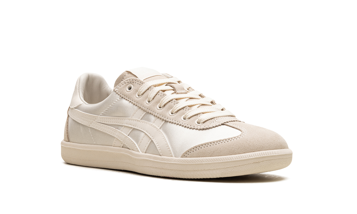 Onitsuka Tiger Tokuten in White Beige 130347 - product image from the listing.