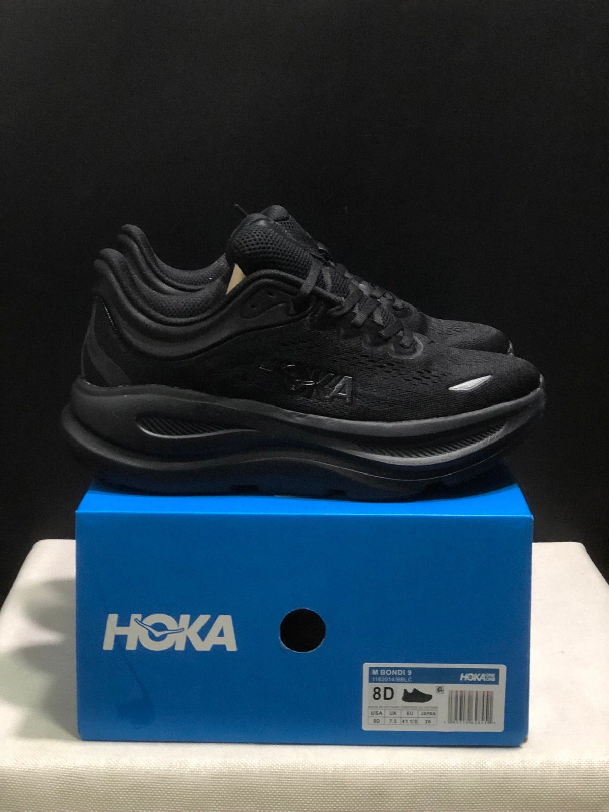 ONE ONE Bondi 9 by HOKA - product photo shown in the listing for this item.