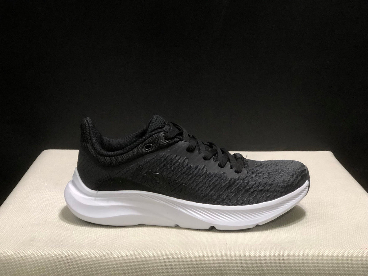 ONE ONE Solimar by HOKA - product photo shown in the listing for this item.