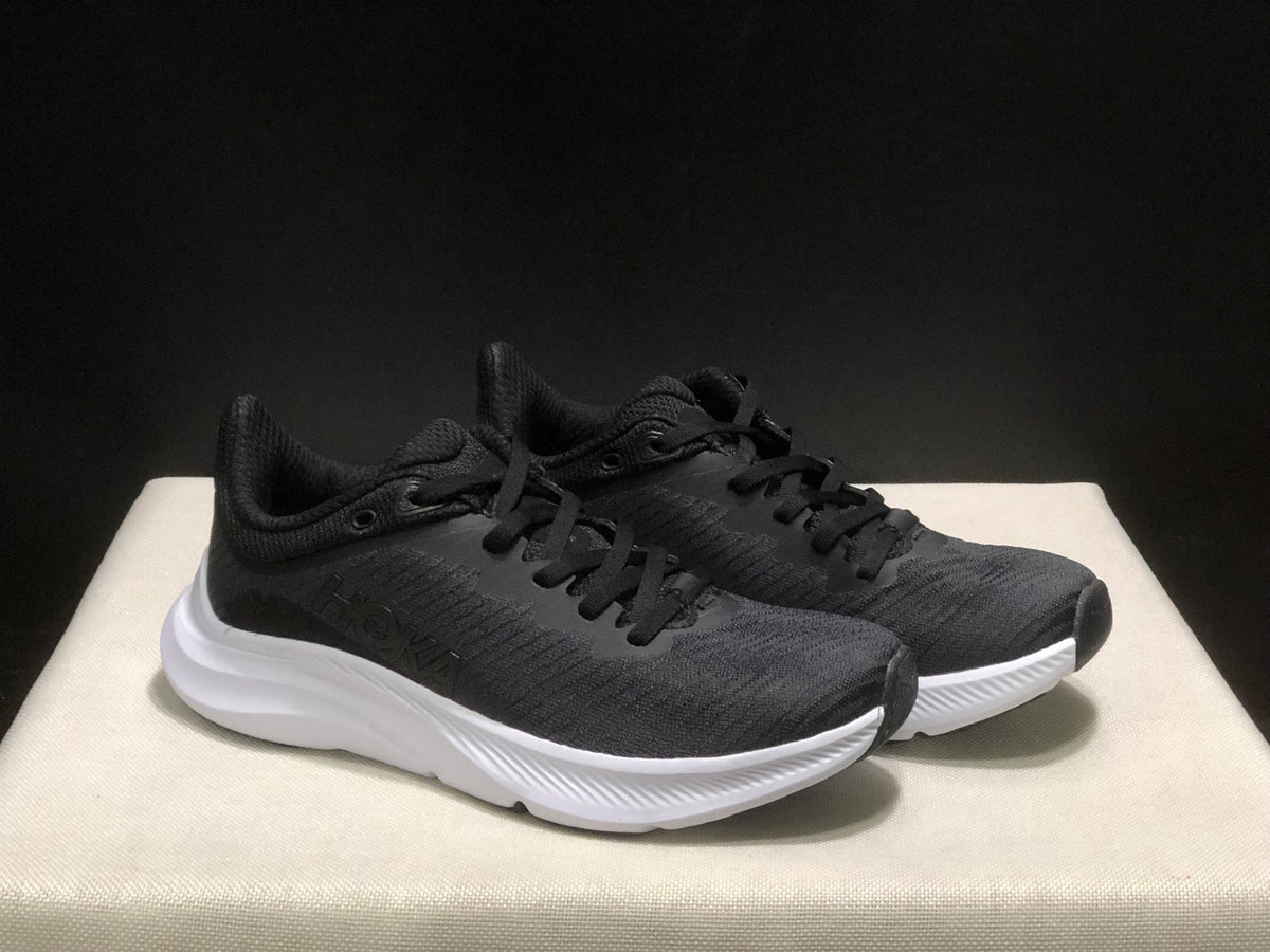 ONE ONE Solimar by HOKA - product photo shown in the listing for this item.