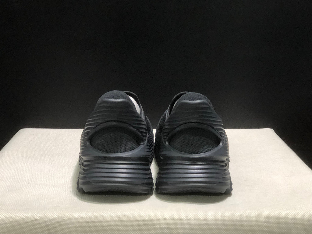 ONE ONE Restore TC by HOKA - product image from the listing.