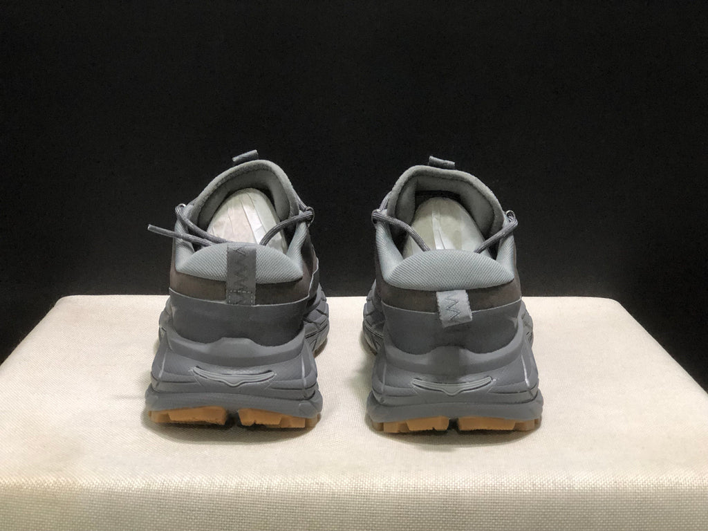 HOKA ONE ONE Tor in Summit - product image from the listing.