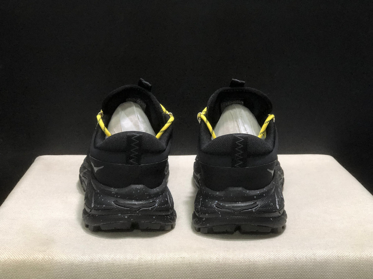 HOKA ONE ONE Tor in Summit - product image from the listing.