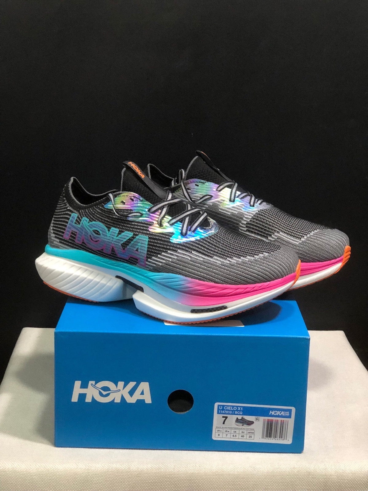 ONE ONE CIELO X1 by HOKA - product photo shown in the listing for this item.