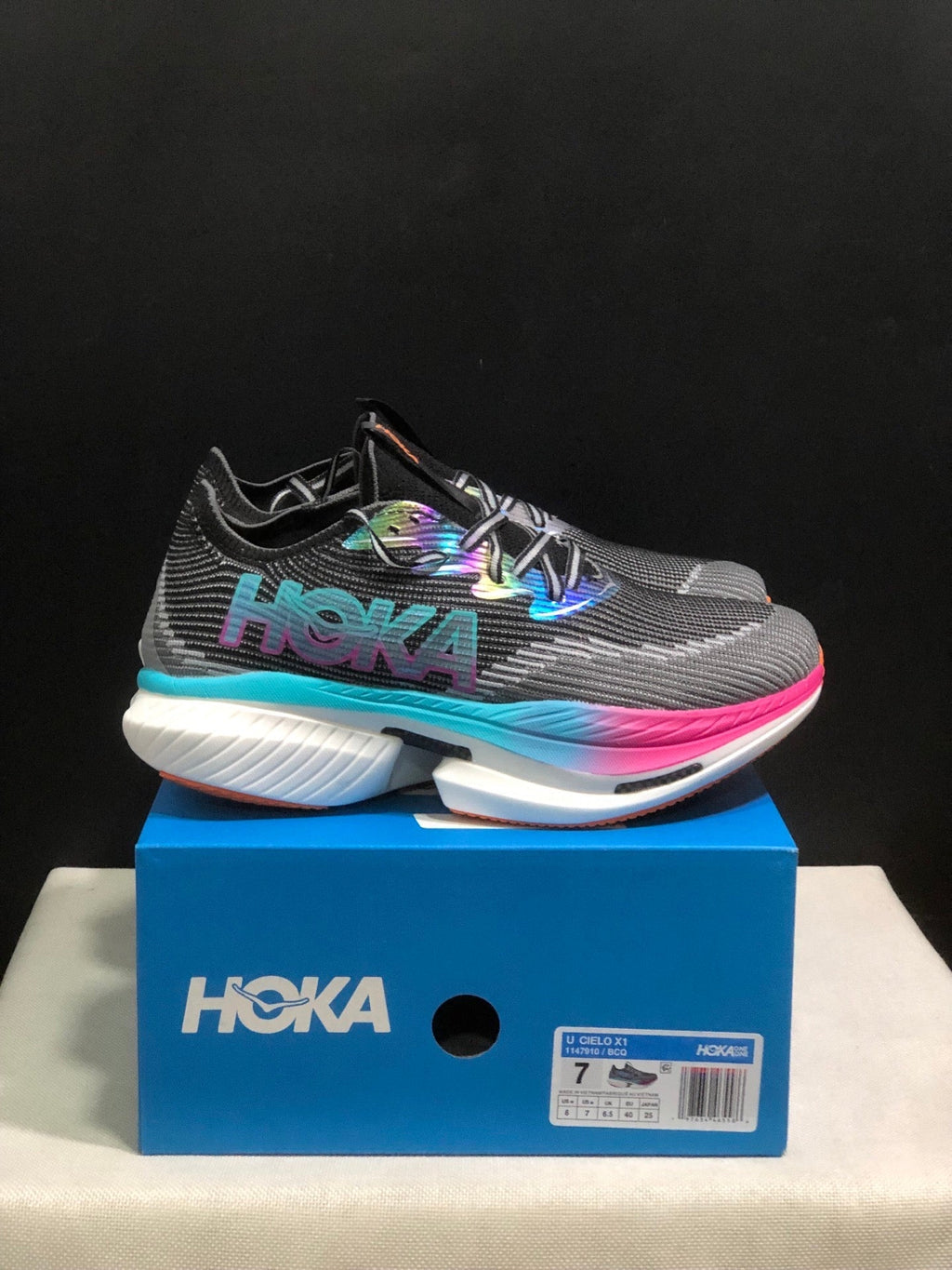 ONE ONE CIELO X1 by HOKA - product photo shown in the listing for this item.