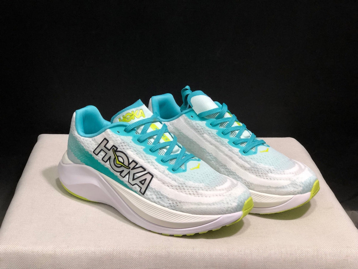 HOKA ONE ONE Mach X - product photo shown in the listing for this item.