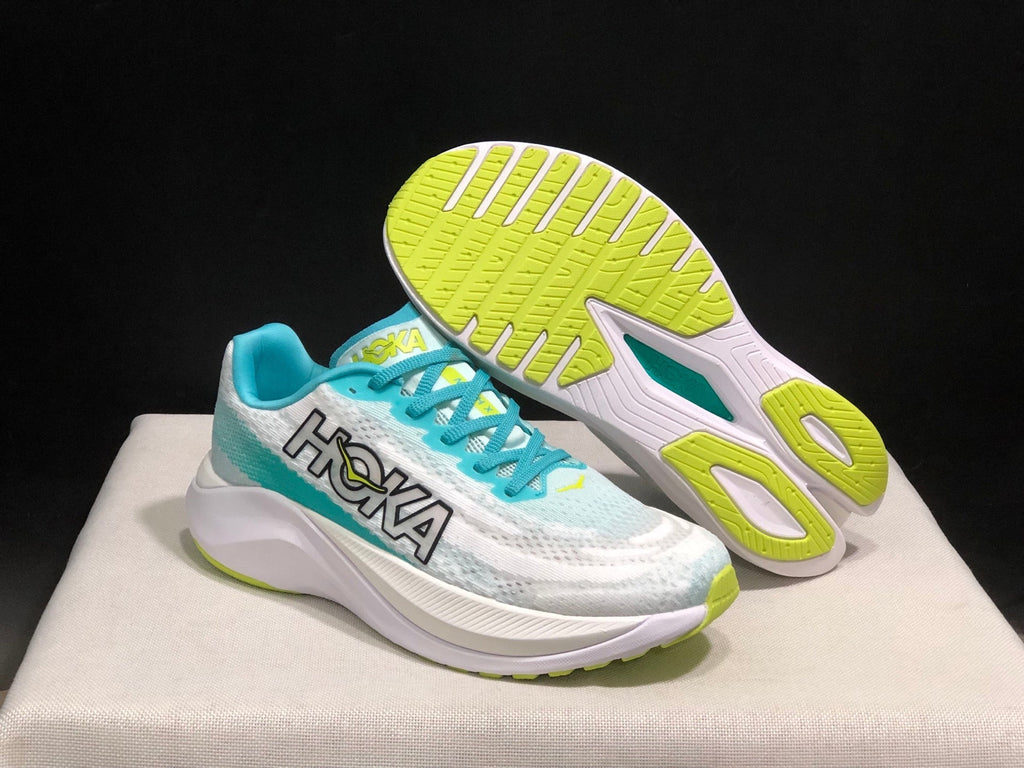 HOKA ONE ONE Mach X - product photo shown in the listing for this item.