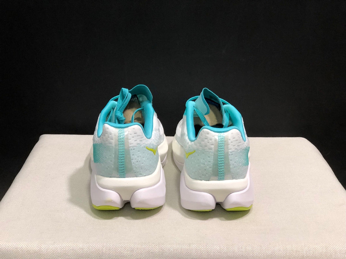 HOKA ONE ONE Mach X - product photo shown in the listing for this item.