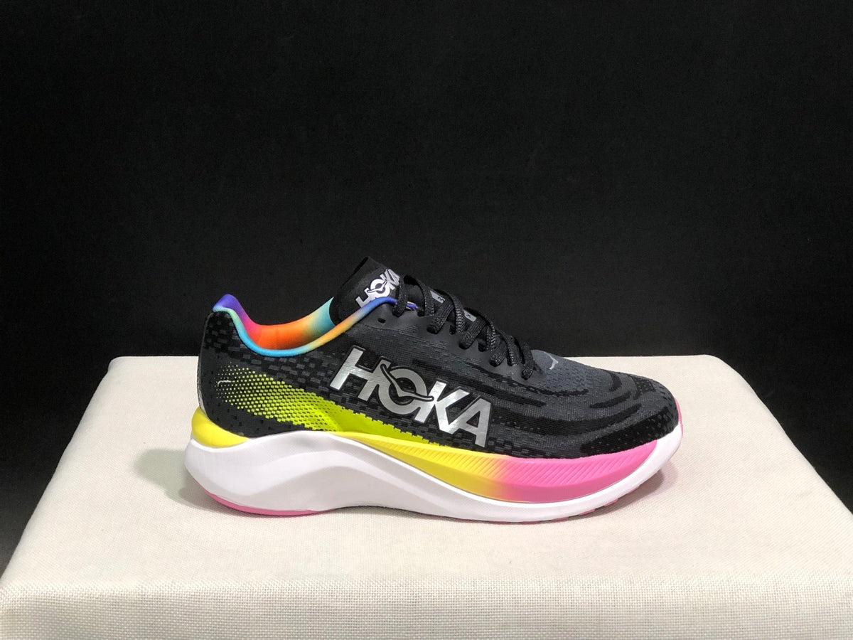 HOKA ONE ONE Mach X - product photo shown in the listing for this item.
