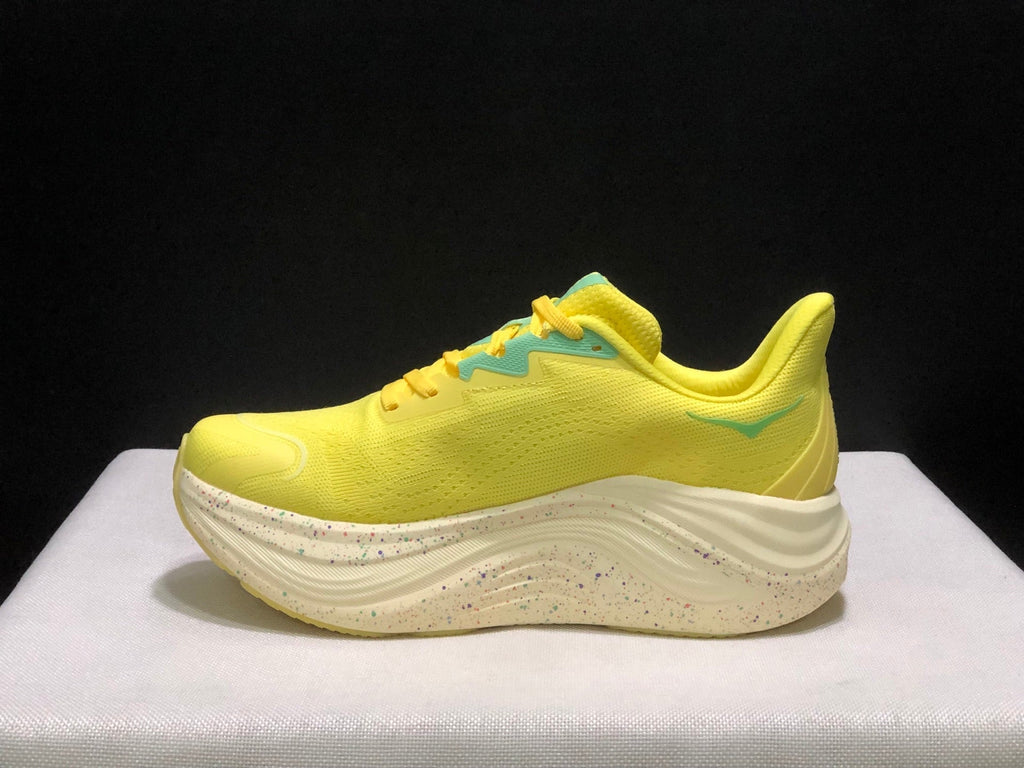 HOKA ONE ONE S KYWARD X - product photo shown in the listing for this item.