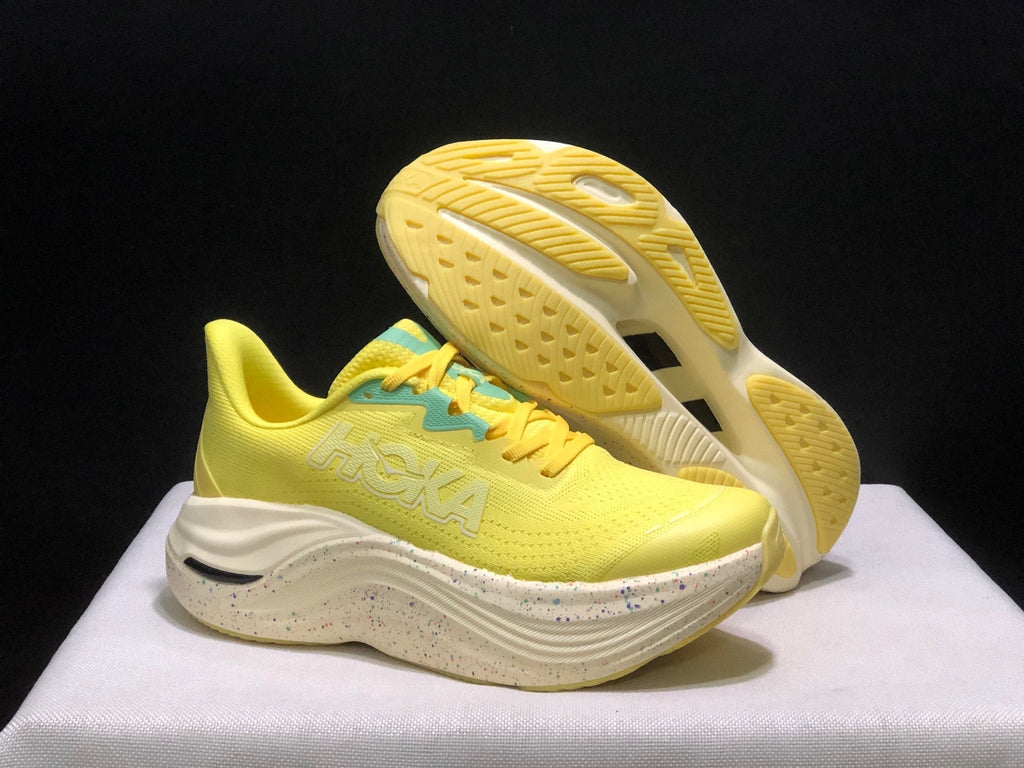 HOKA ONE ONE S KYWARD X - product photo shown in the listing for this item.