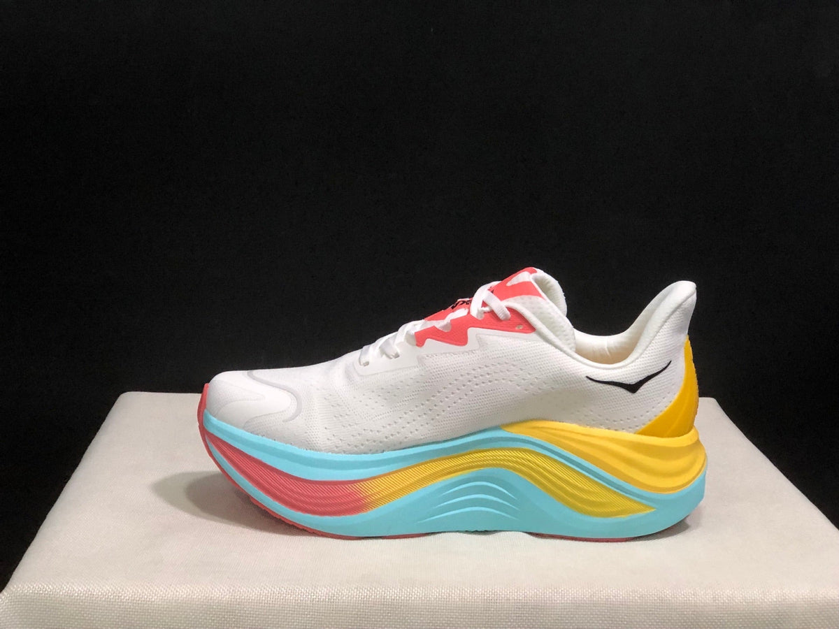 HOKA ONE ONE S KYWARD X - product photo shown in the listing for this item.