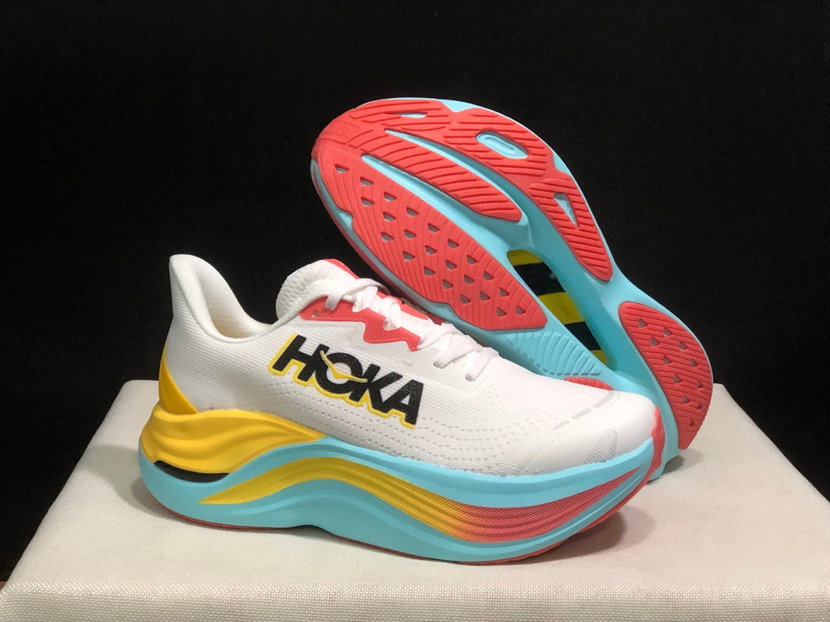 HOKA ONE ONE S KYWARD X - product photo shown in the listing for this item.