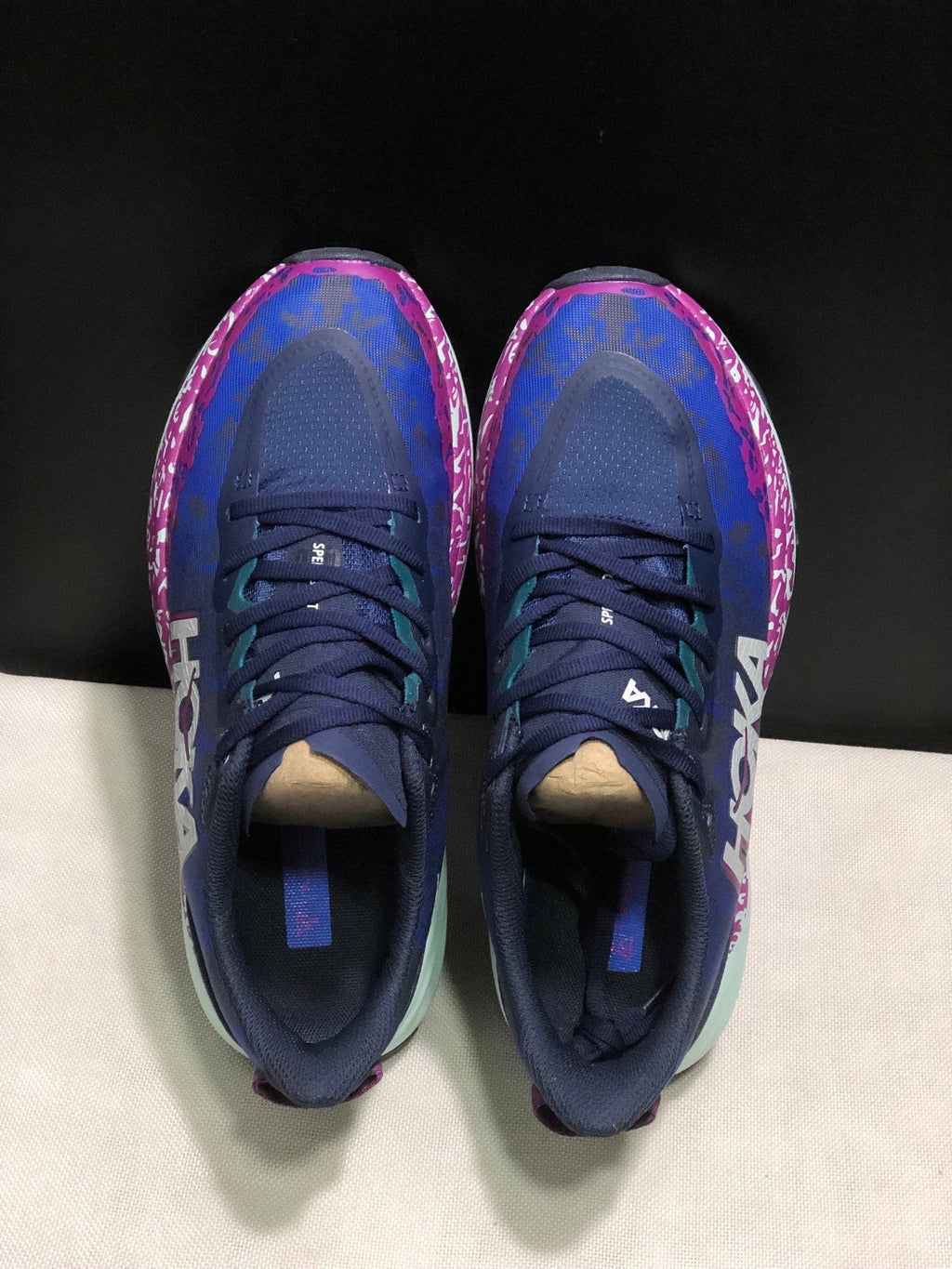 ONE ONE SPEED GOAT 6 by HOKA - product image from the listing.