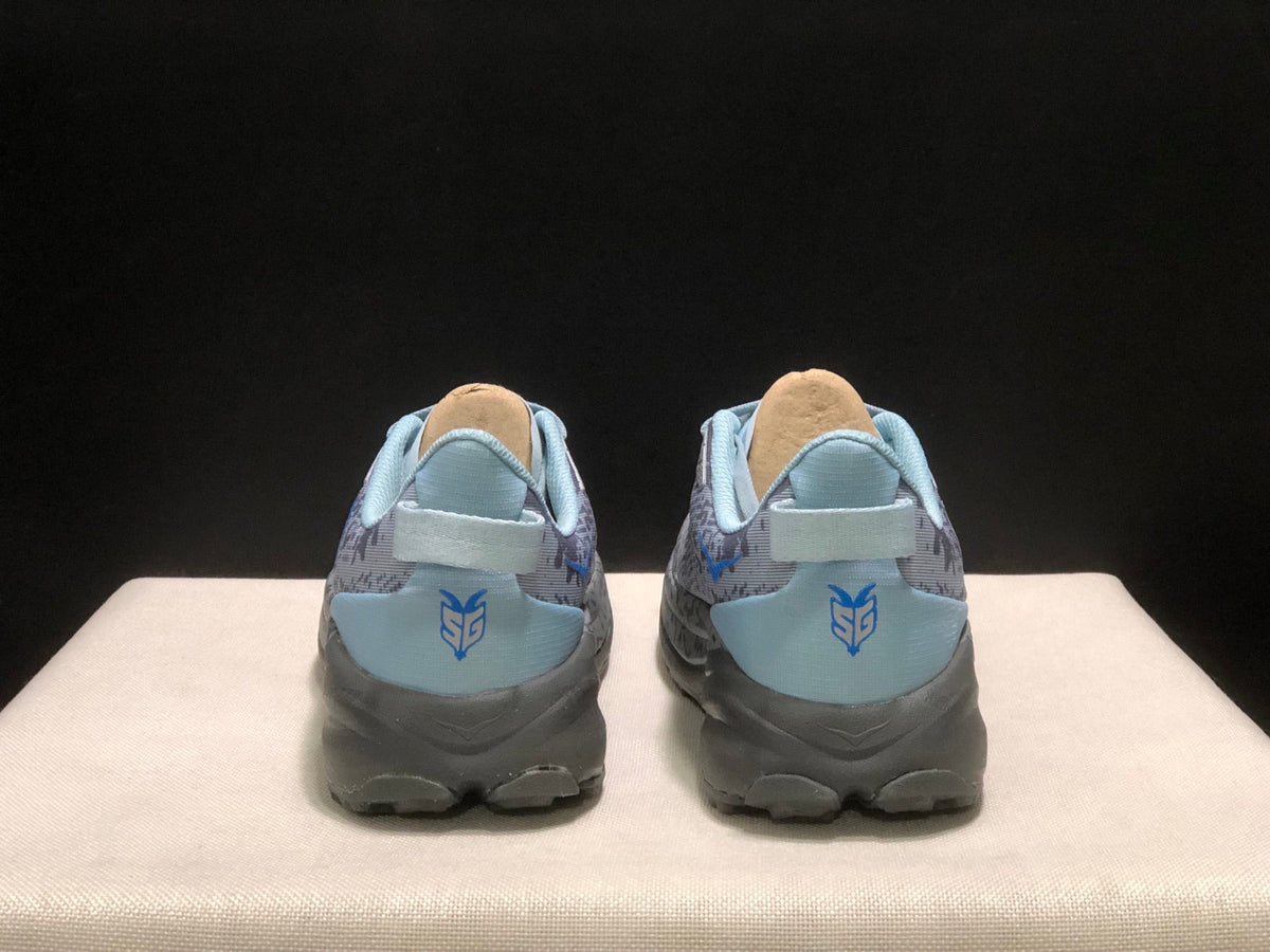 ONE ONE SPEED GOAT 6 by HOKA - product image from the listing.