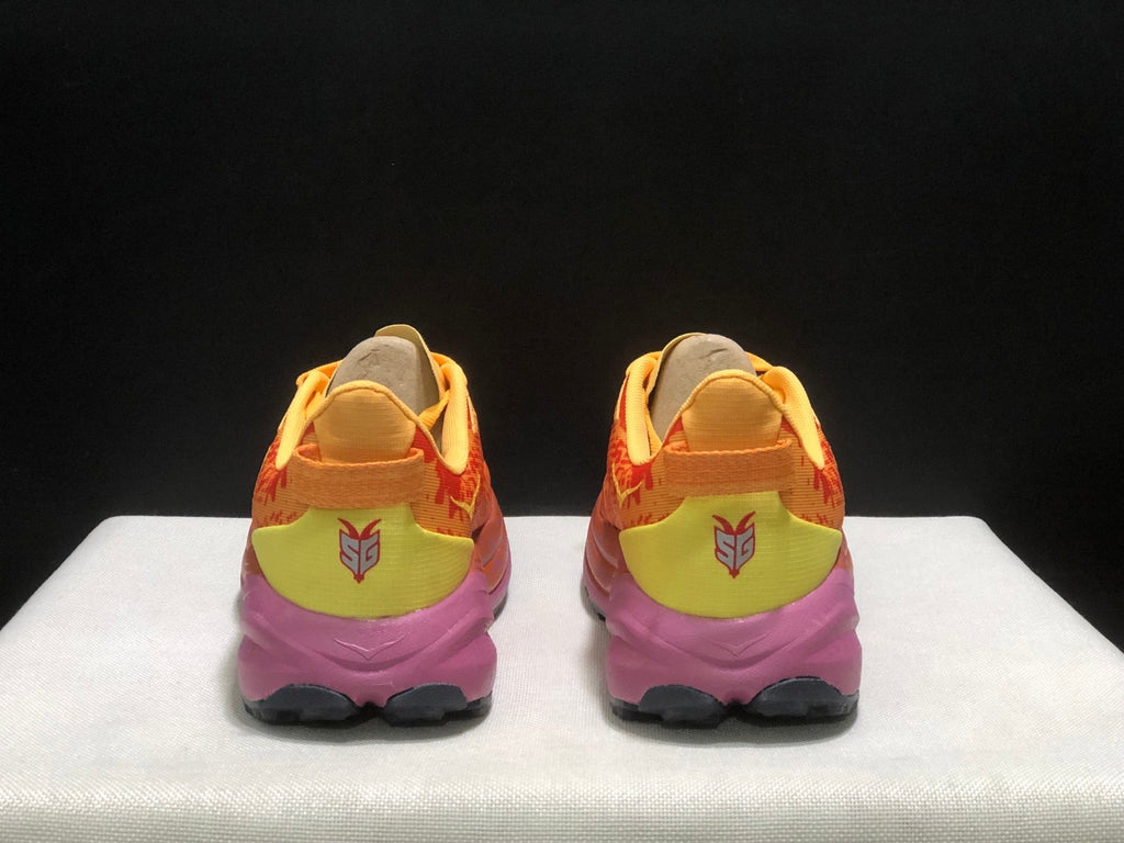 ONE ONE SPEED GOAT 6 by HOKA - product image from the listing.