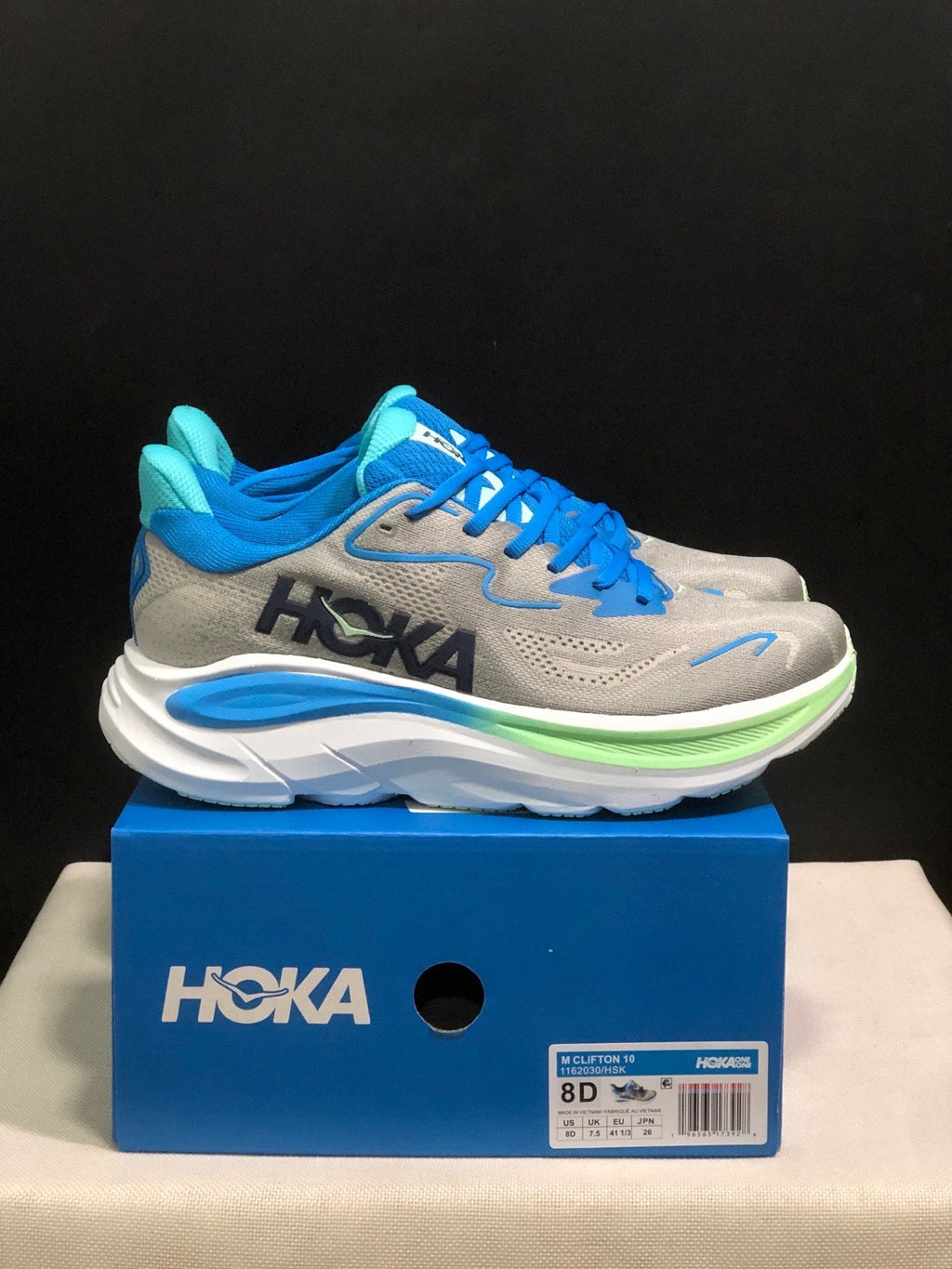 ONE ONE Clifton 10 by HOKA - product image from the listing.