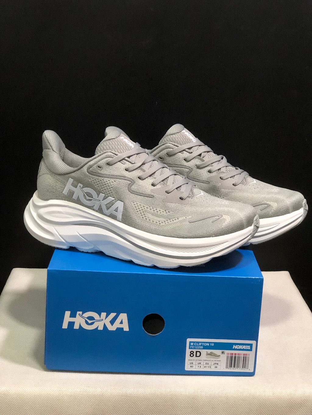 ONE ONE Clifton 10 by HOKA - product image from the listing.