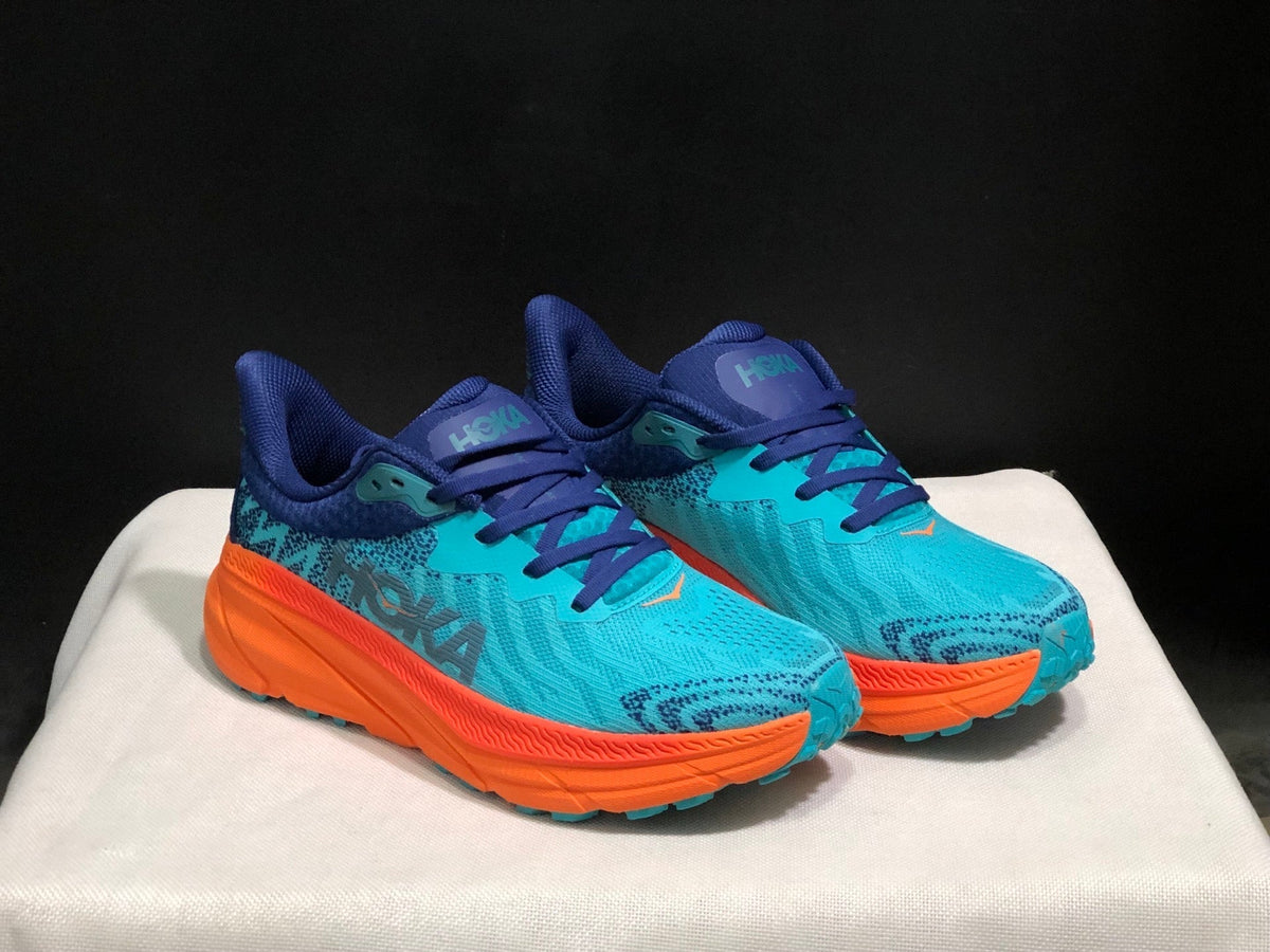 ONE ONE Challenger 7 by HOKA - product image from the listing.