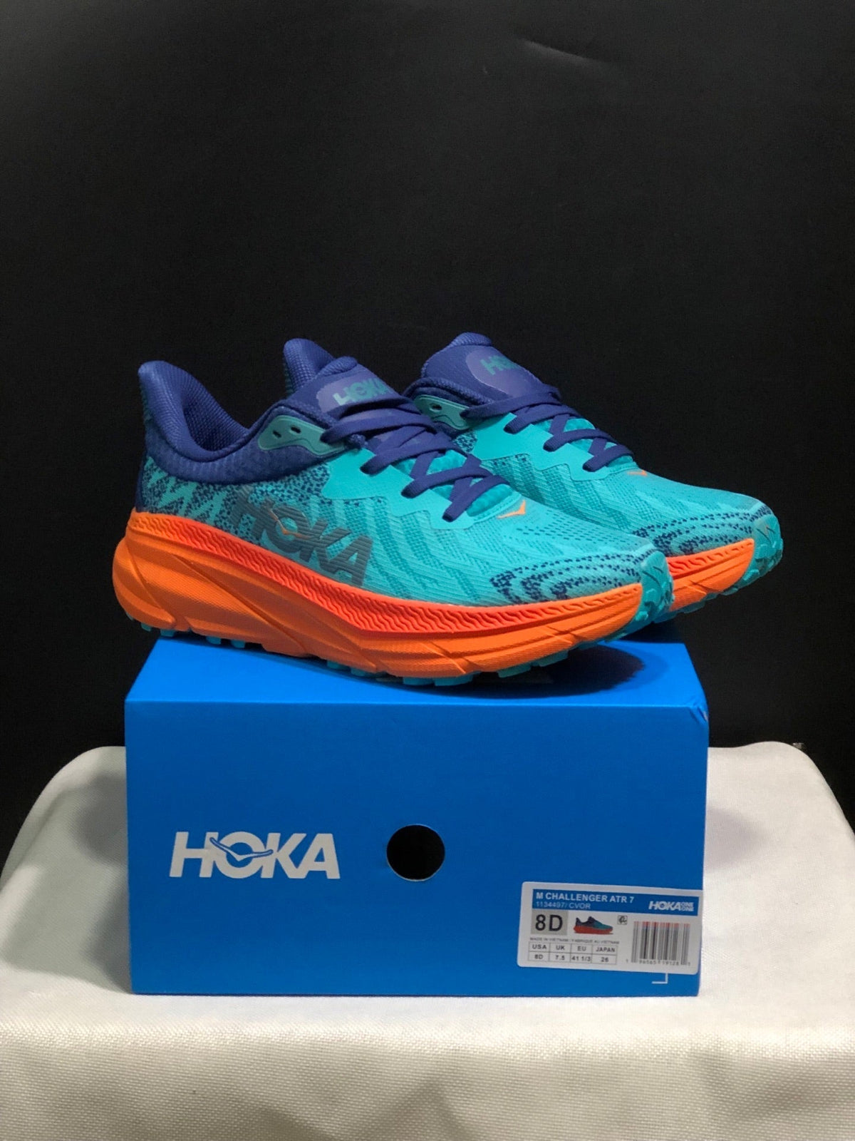 ONE ONE Challenger 7 by HOKA - product image from the listing.