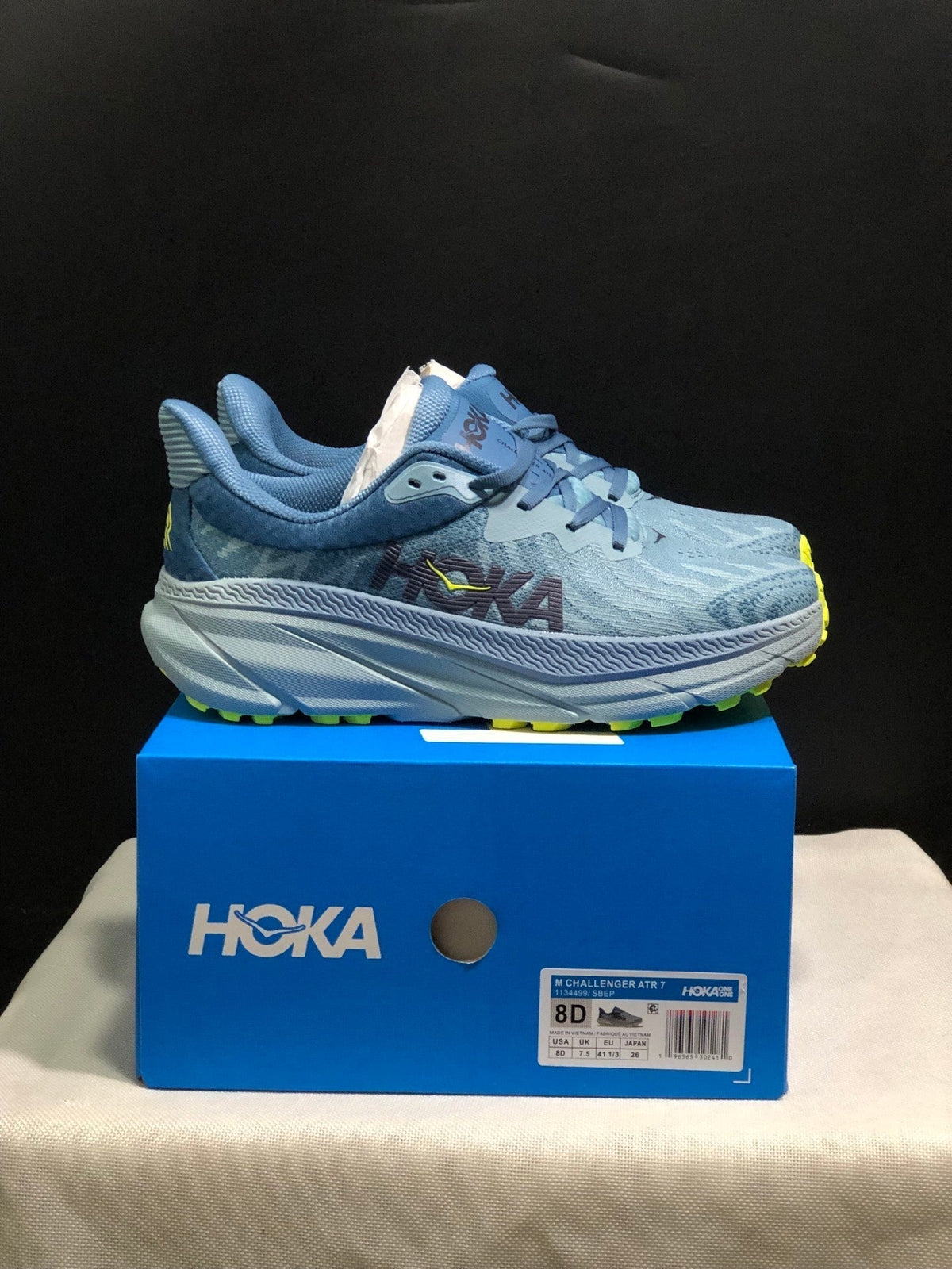 ONE ONE Challenger 7 by HOKA - product image from the listing.