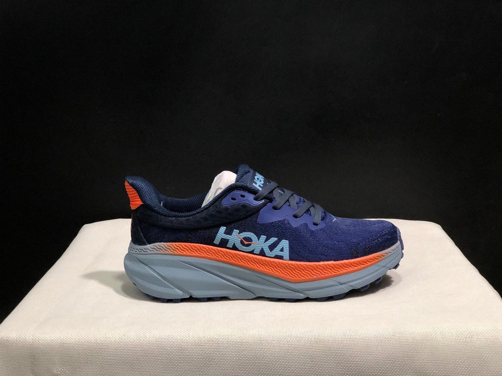 ONE ONE Challenger 7 by HOKA - product image from the listing.