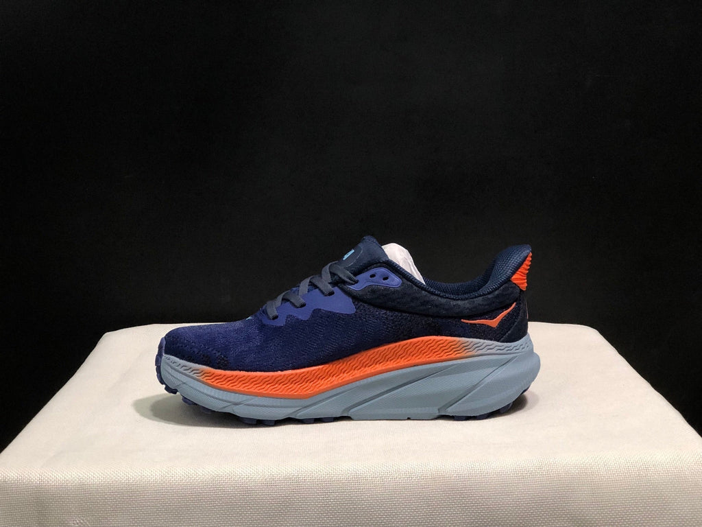ONE ONE Challenger 7 by HOKA - product image from the listing.
