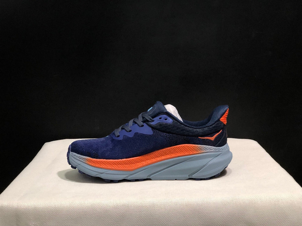 ONE ONE Challenger 7 by HOKA - product image from the listing.