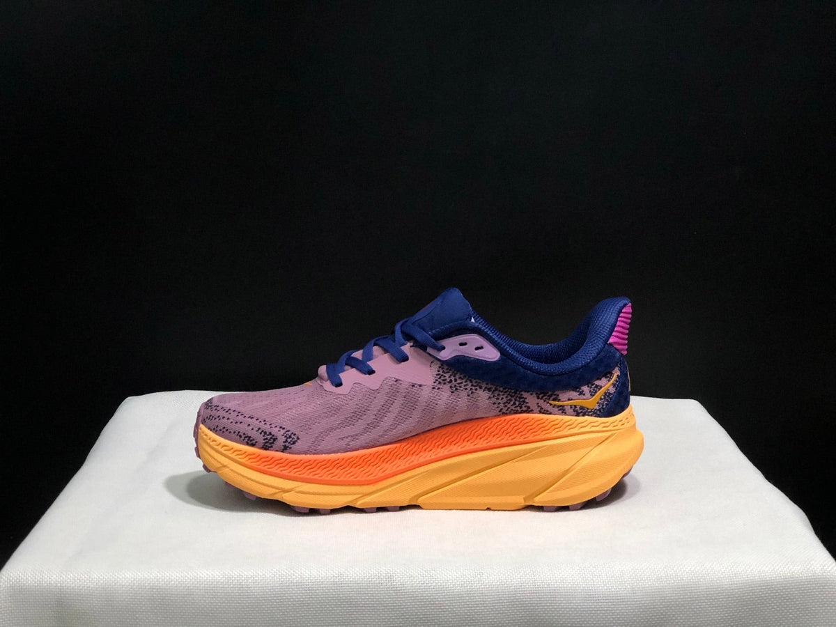 ONE ONE Challenger 7 by HOKA - product image from the listing.