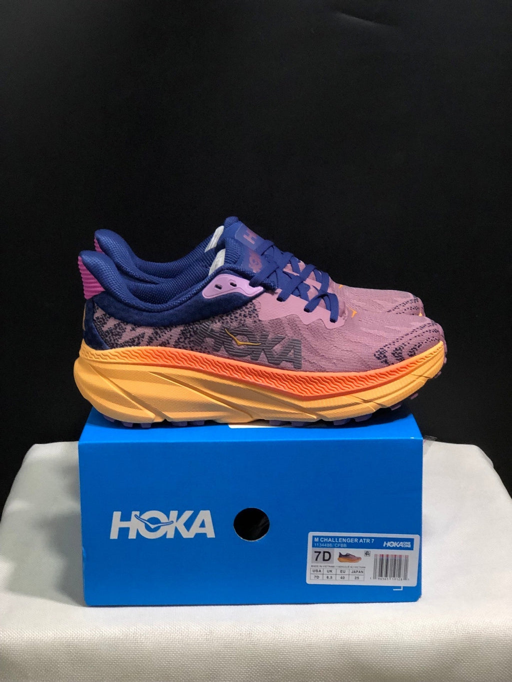 ONE ONE Challenger 7 by HOKA - product image from the listing.
