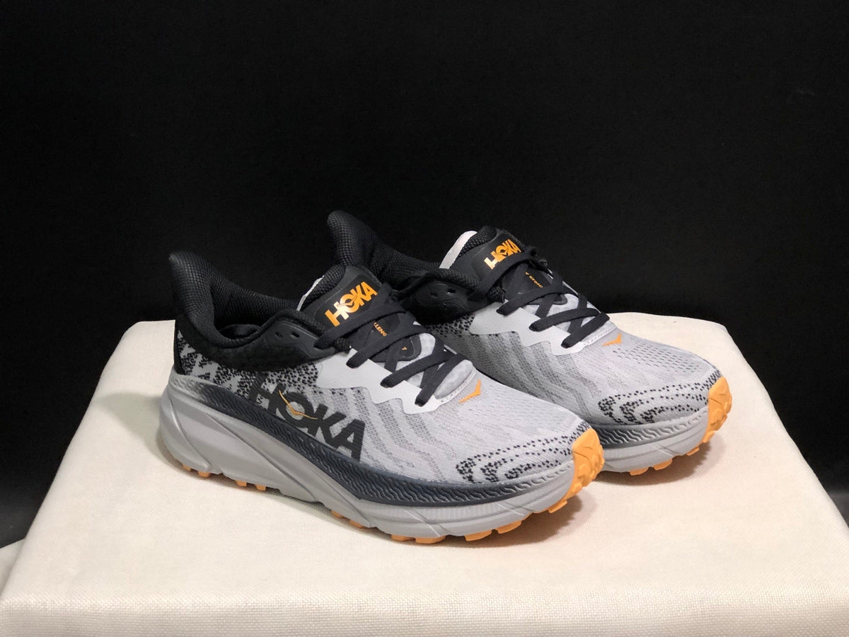 ONE ONE Challenger 7 by HOKA - product image from the listing.